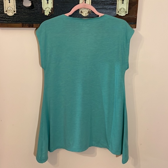 2/$12 DKNY Jeans Aqua Trapeze Hem T-Shirt Size Small - Picture 10 of 15